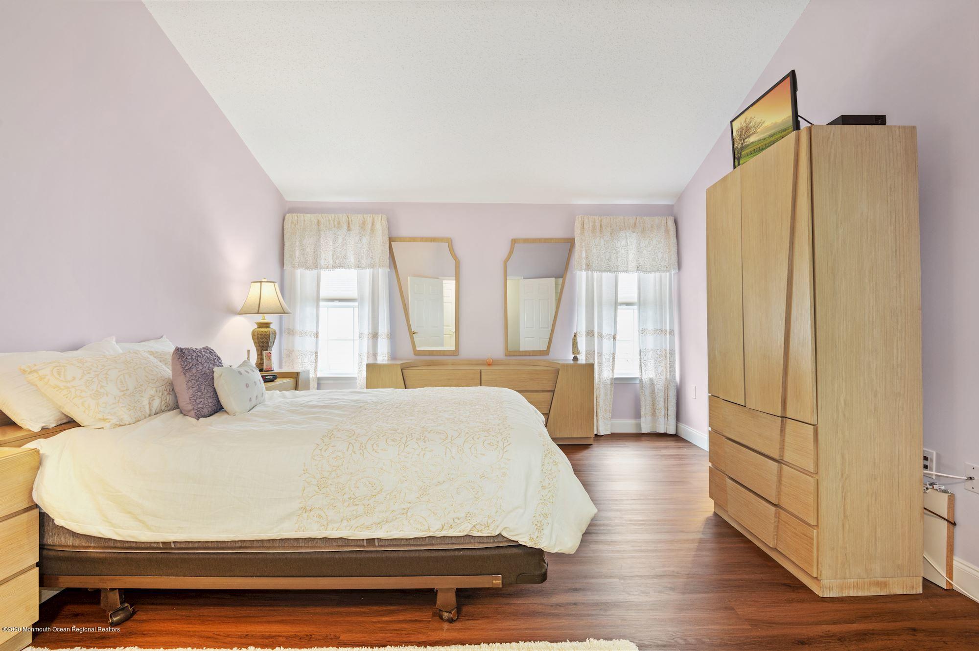 24 Portebello Road Jackson, NJ 08527 - Photo 16 of 28 014_24_PORTEBELLO_RD_290830_524424