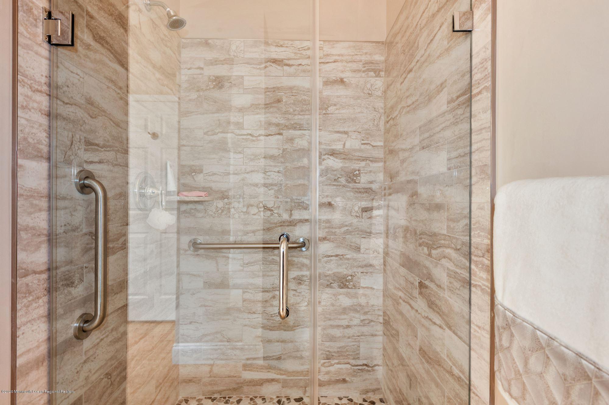 24 Portebello Road Jackson, NJ 08527 - Photo 22 of 28 021_24_PORTEBELLO_RD_290830_524424