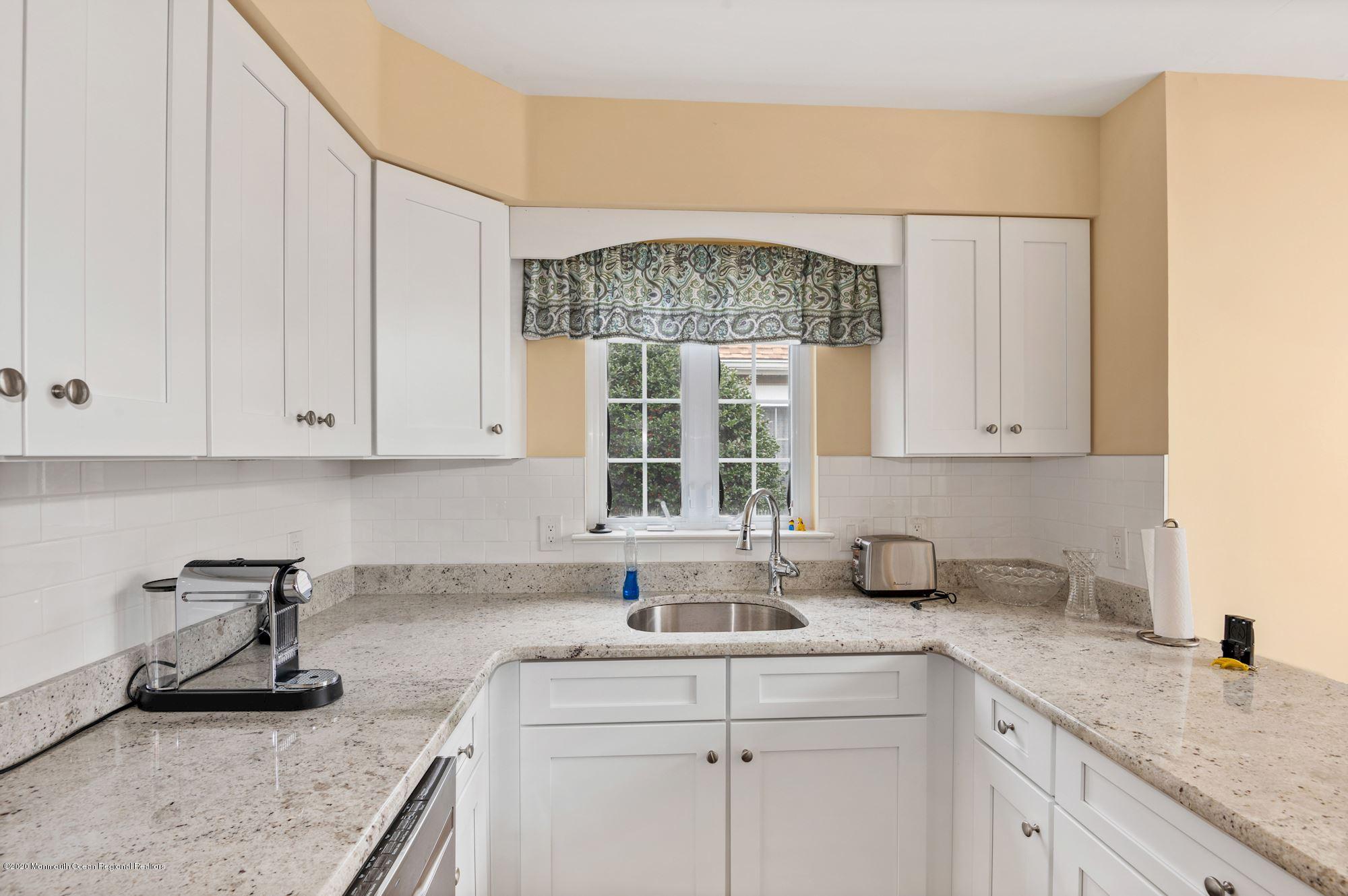 24 Portebello Road Jackson, NJ 08527 - Photo 3 of 28 002_24_PORTEBELLO_RD_290830_524424