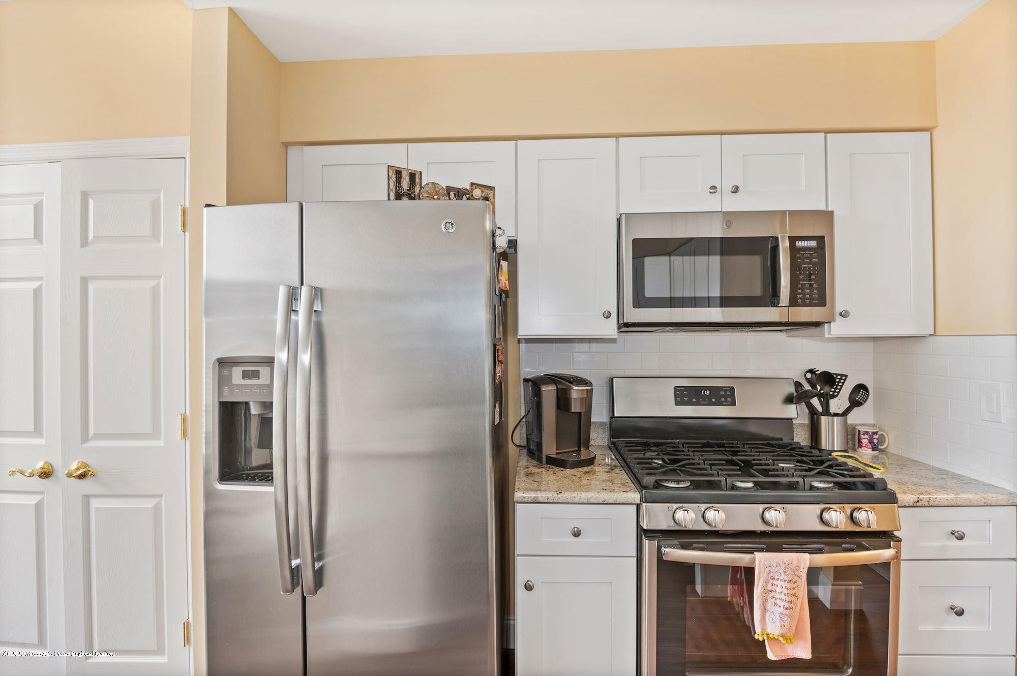 24 Portebello Road Jackson, NJ 08527 - Photo 5 of 28 003_24_PORTEBELLO_RD_290830_524424