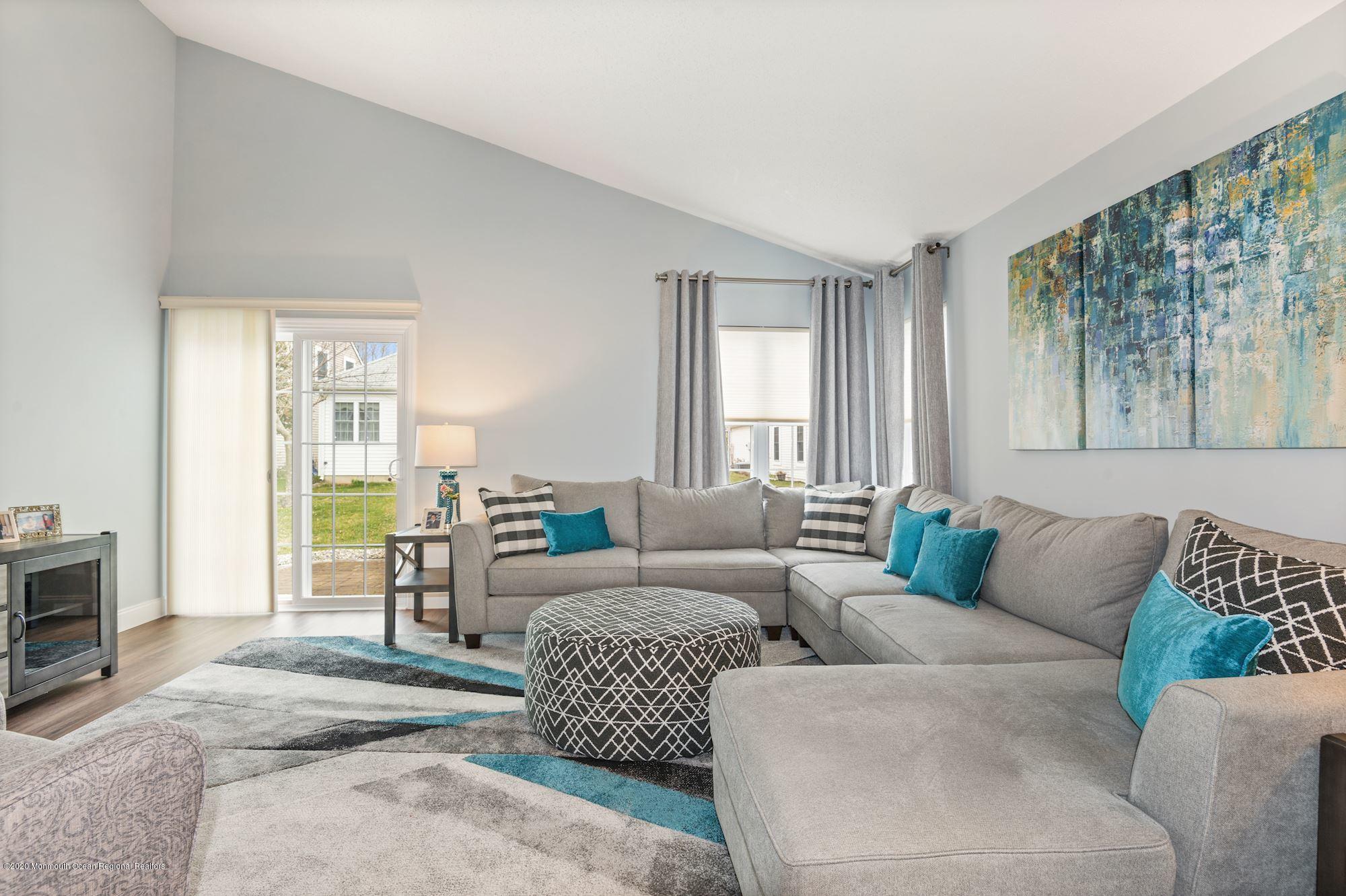 24 Portebello Road Jackson, NJ 08527 - Photo 10 of 28 008_24_PORTEBELLO_RD_290830_524424