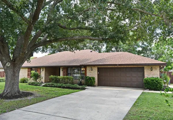$435,000 | 26 Canter Club Court, DeBary, FL 32713