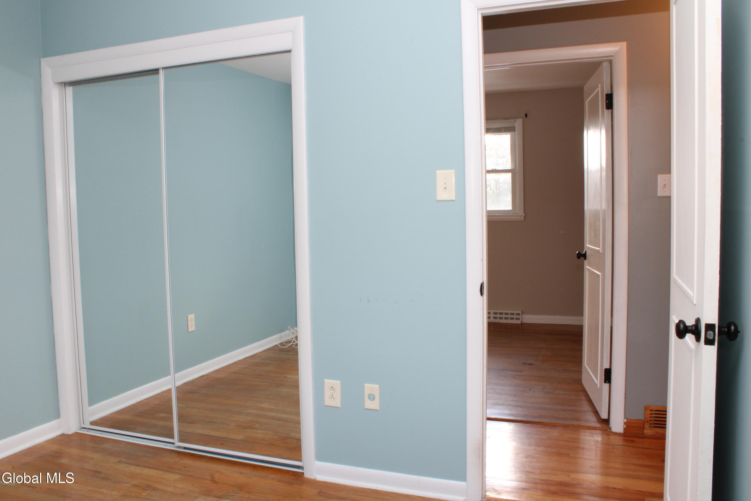 362 Ferris Road Niskayuna, NY 12304 - Photo 12 of 29 12