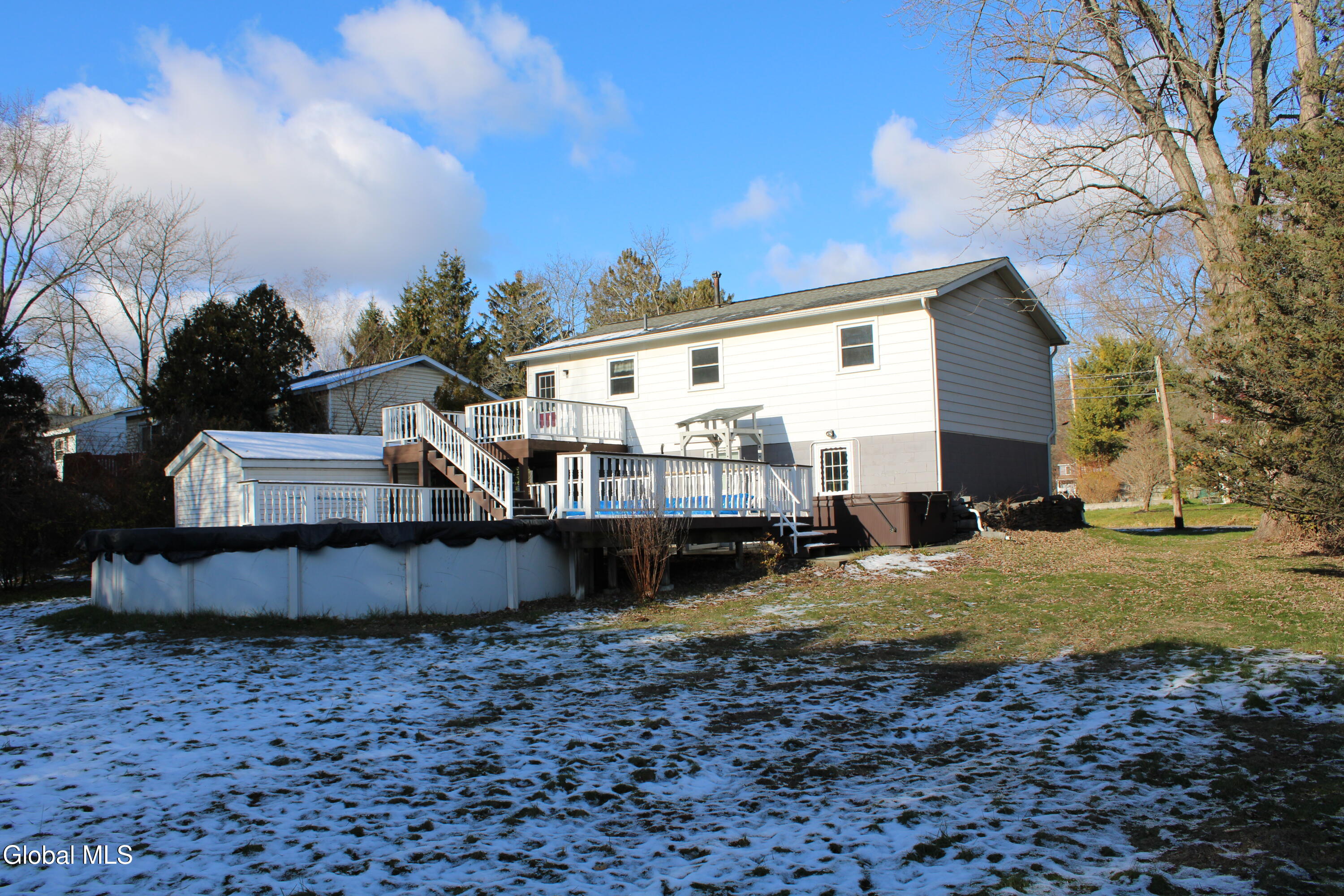 362 Ferris Road Niskayuna, NY 12304 - Photo 2 of 29 2