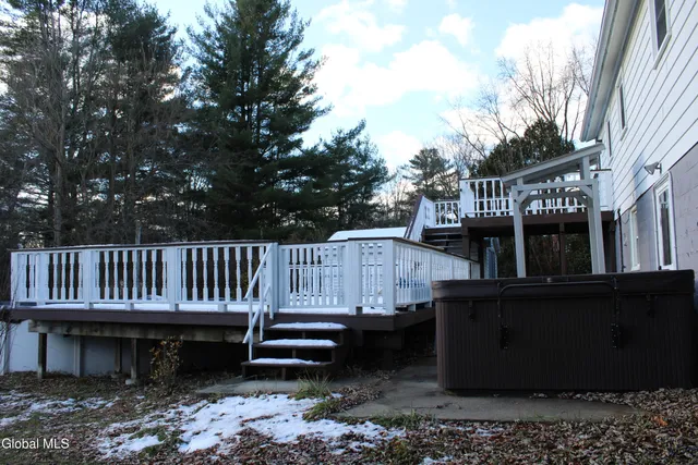 $314,900 | 362 Ferris Road, Niskayuna, NY 12304