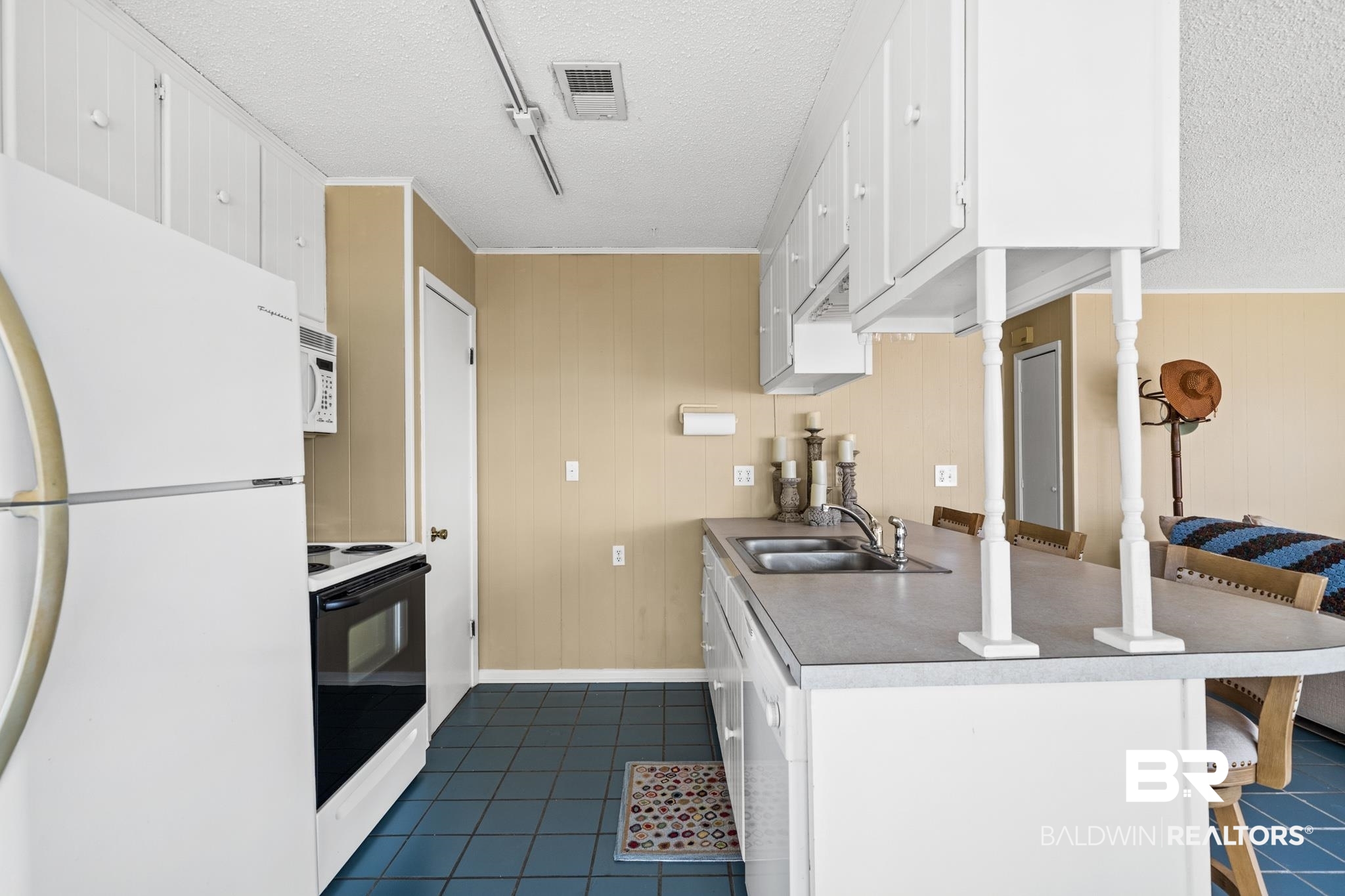 11360 County Road 26 Foley, AL 36535 - Photo 7 of 24 Kitchen