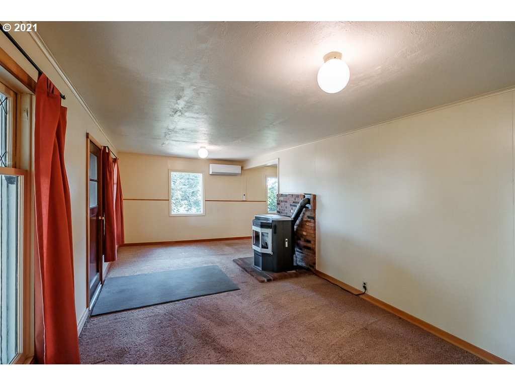 25124 Alpine Road Monroe, OR 97456 - Photo 7 of 32 Gallery Image 7
