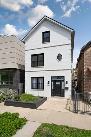 $1,149,999 | 2456 West Huron Street, Chicago, IL 60612