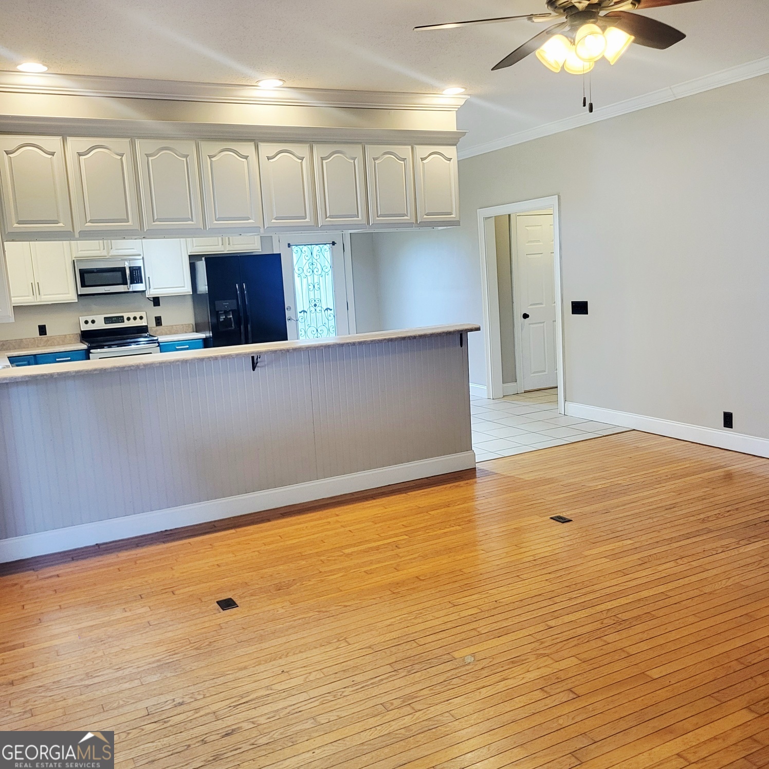 2012 29th Boulevard Valley, AL 36854 - Photo 17 of 29 a view of kitchen with stainless steel appliances granite countertop a stove a sink and a refrigerator