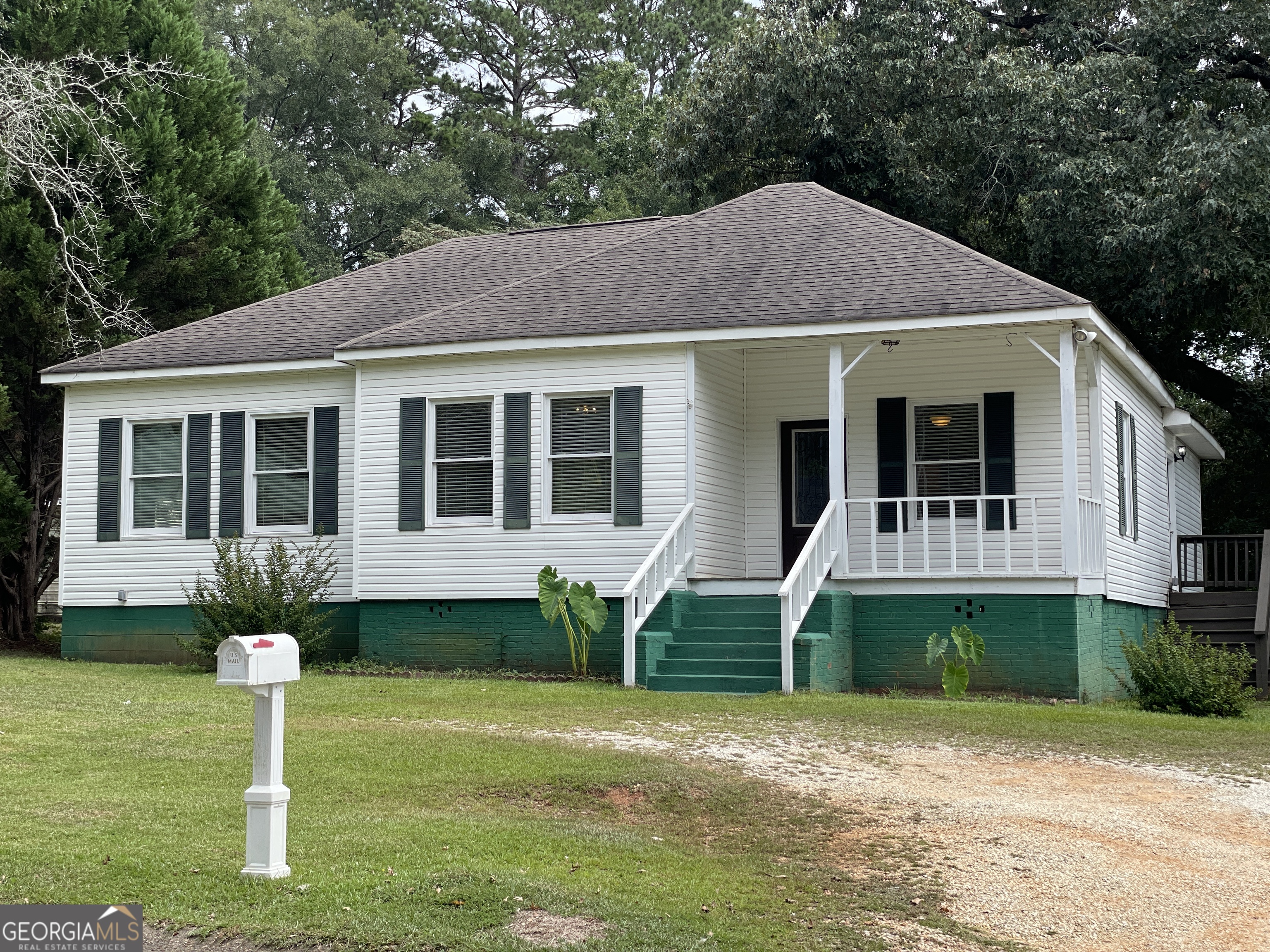 2012 29th Boulevard Valley, AL 36854 - Photo 2 of 29 a front view of a house with a yard
