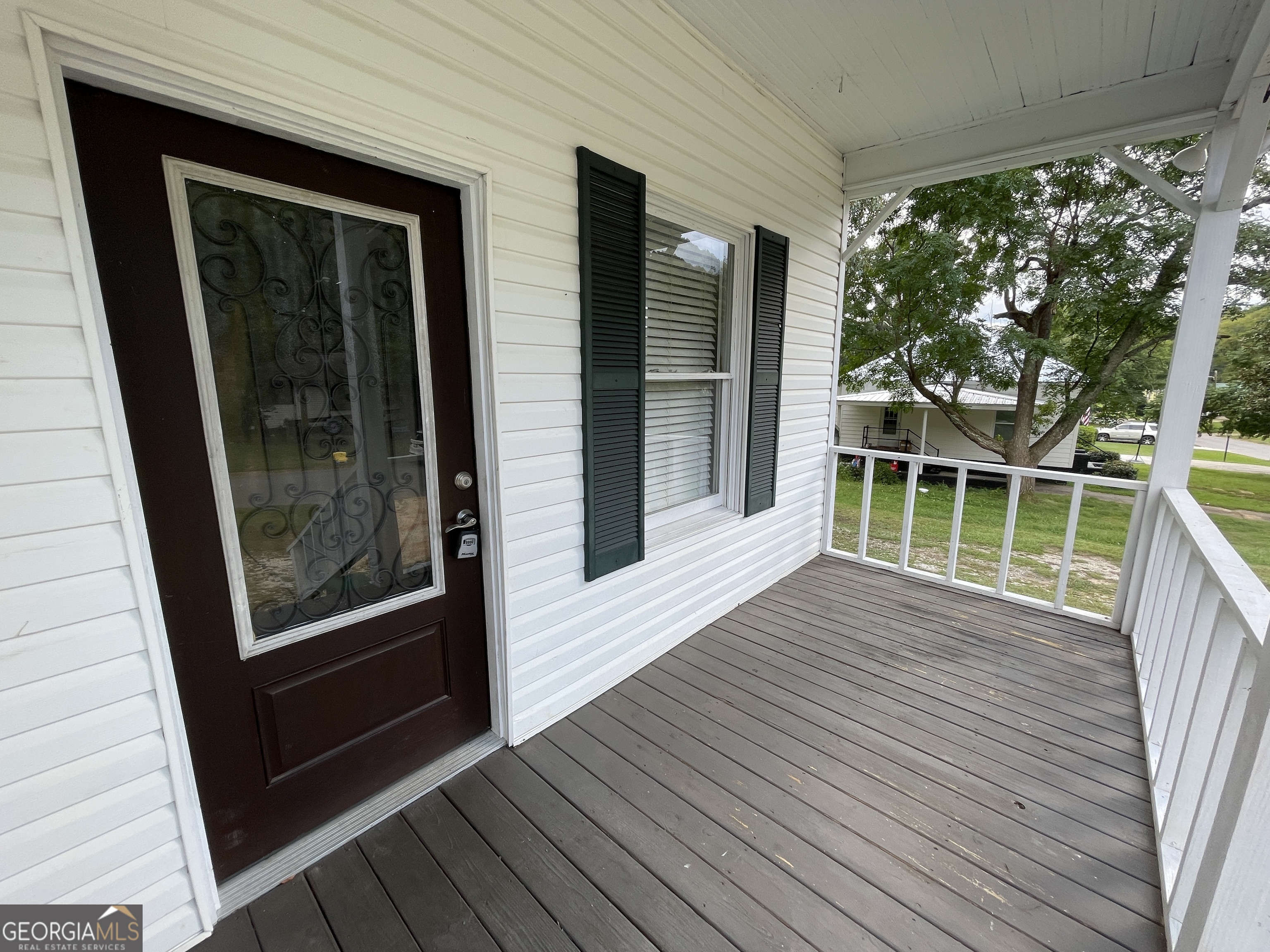2012 29th Boulevard Valley, AL 36854 - Photo 6 of 29 a view of front door deck and living room