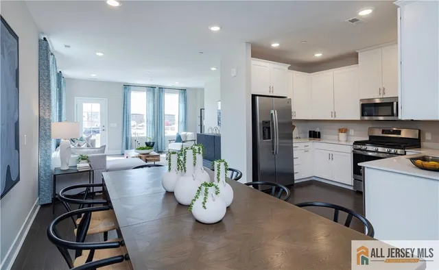 $478,615 | 126 Leona Stewart Lane, Pennington, NJ 08534