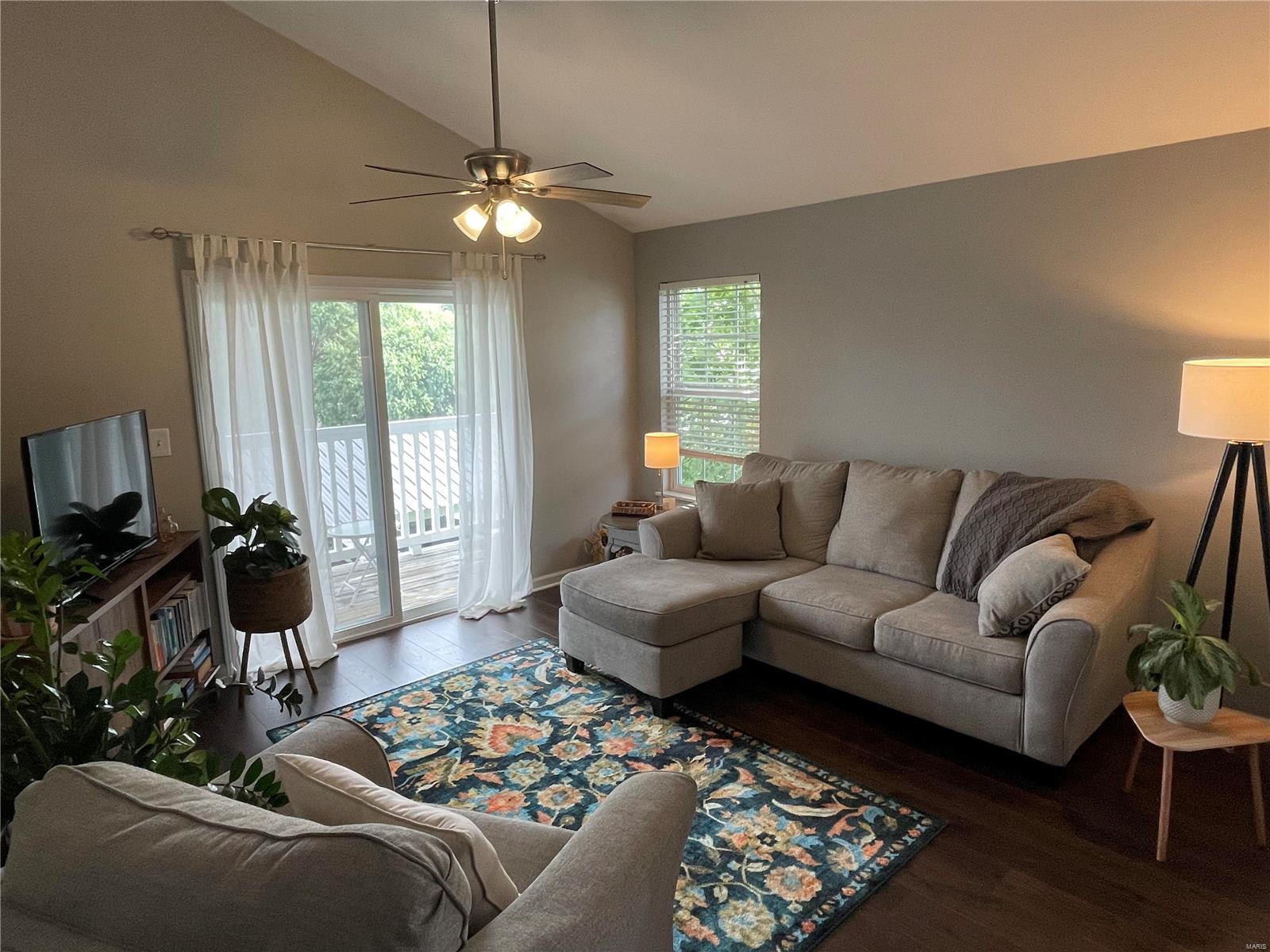 5302 Spring Creek Lane O'Fallon, MO 63368 - Photo 3 of 19