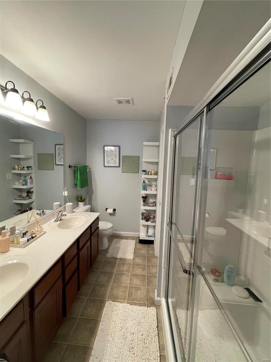 5302 Spring Creek Lane O'Fallon, MO 63368 - Photo 8 of 19