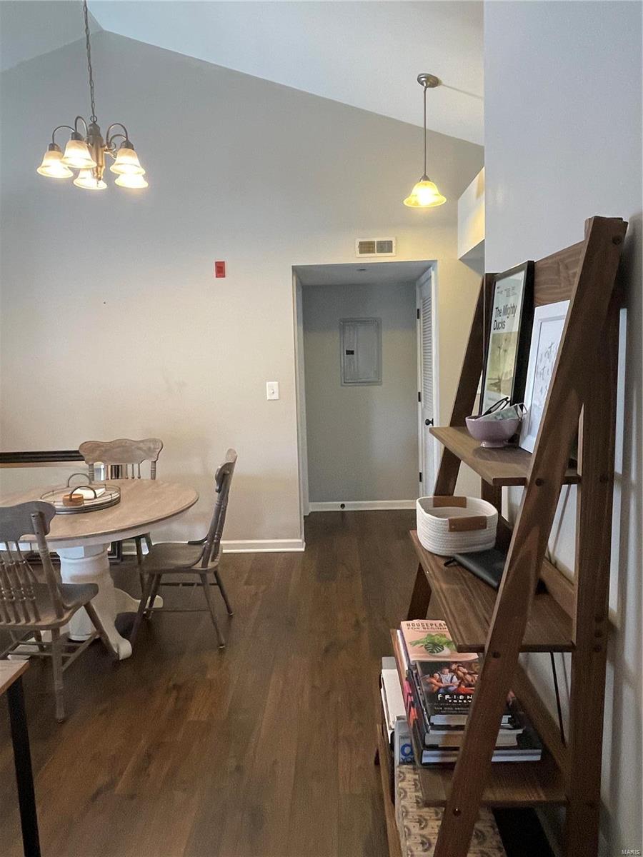 5302 Spring Creek Lane O'Fallon, MO 63368 - Photo 10 of 19