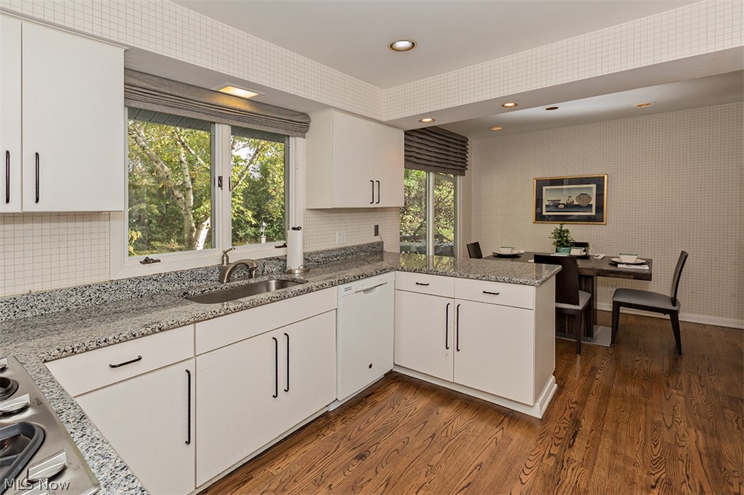 2631 Lander Road Cleveland, OH 44124 - Photo 9 of 30 Gallery Image 9