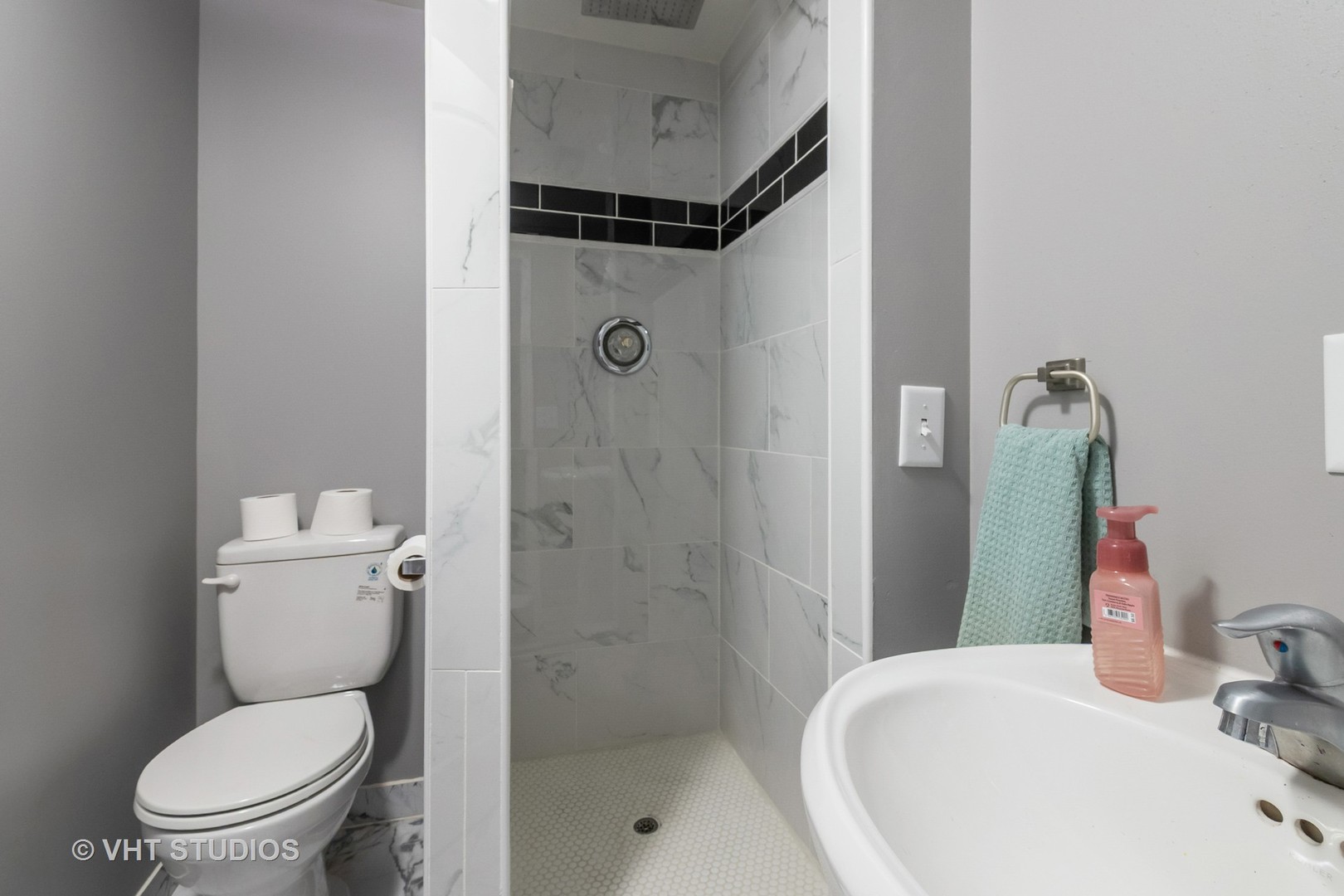 259 Fir Street Beecher, IL 60401 - Photo 31 of 38 a bathroom with a toilet and a shower