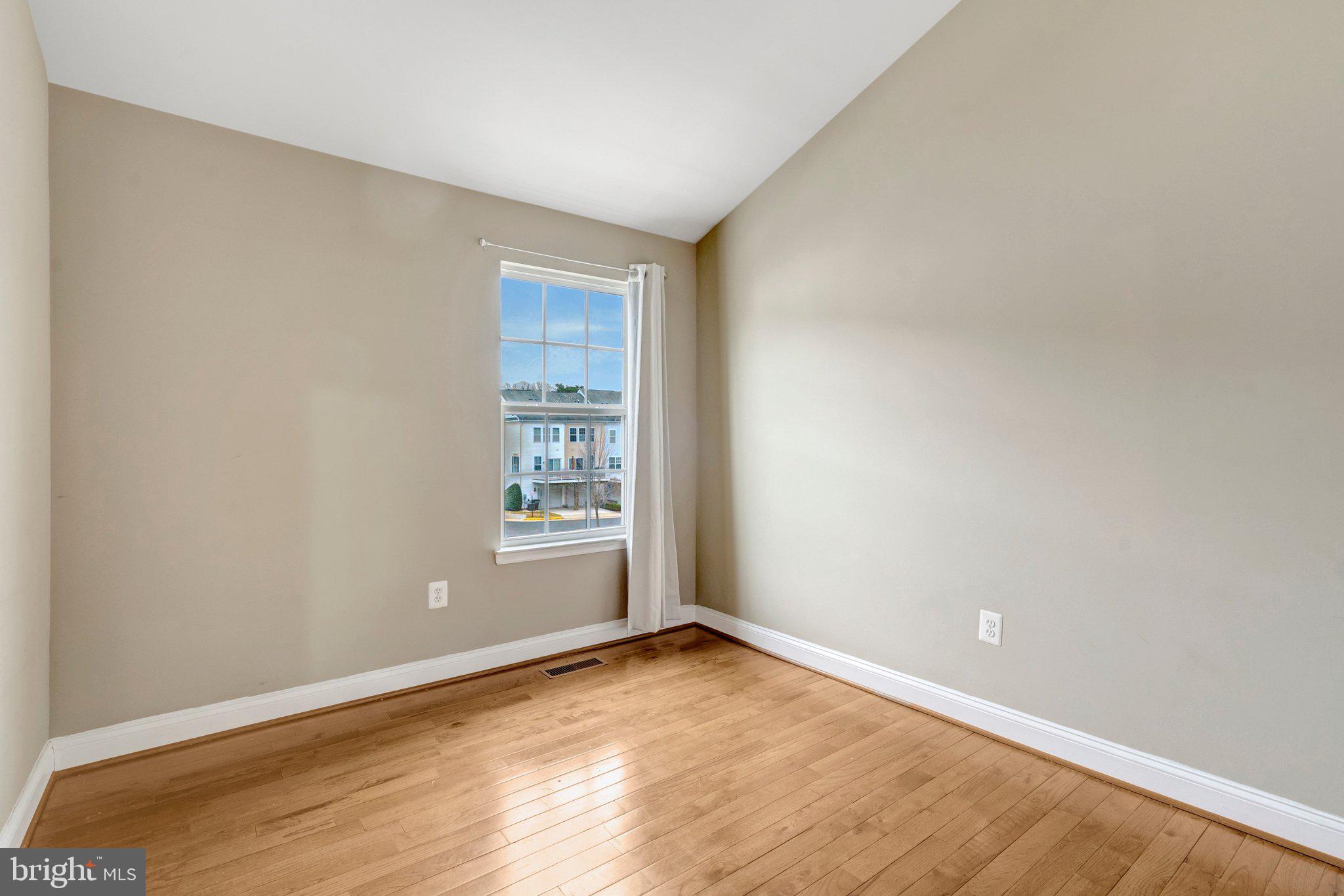 4302 Potomac Highlands Circle Triangle, VA 22172 - Photo 20 of 43 Bright and airy room with a view.