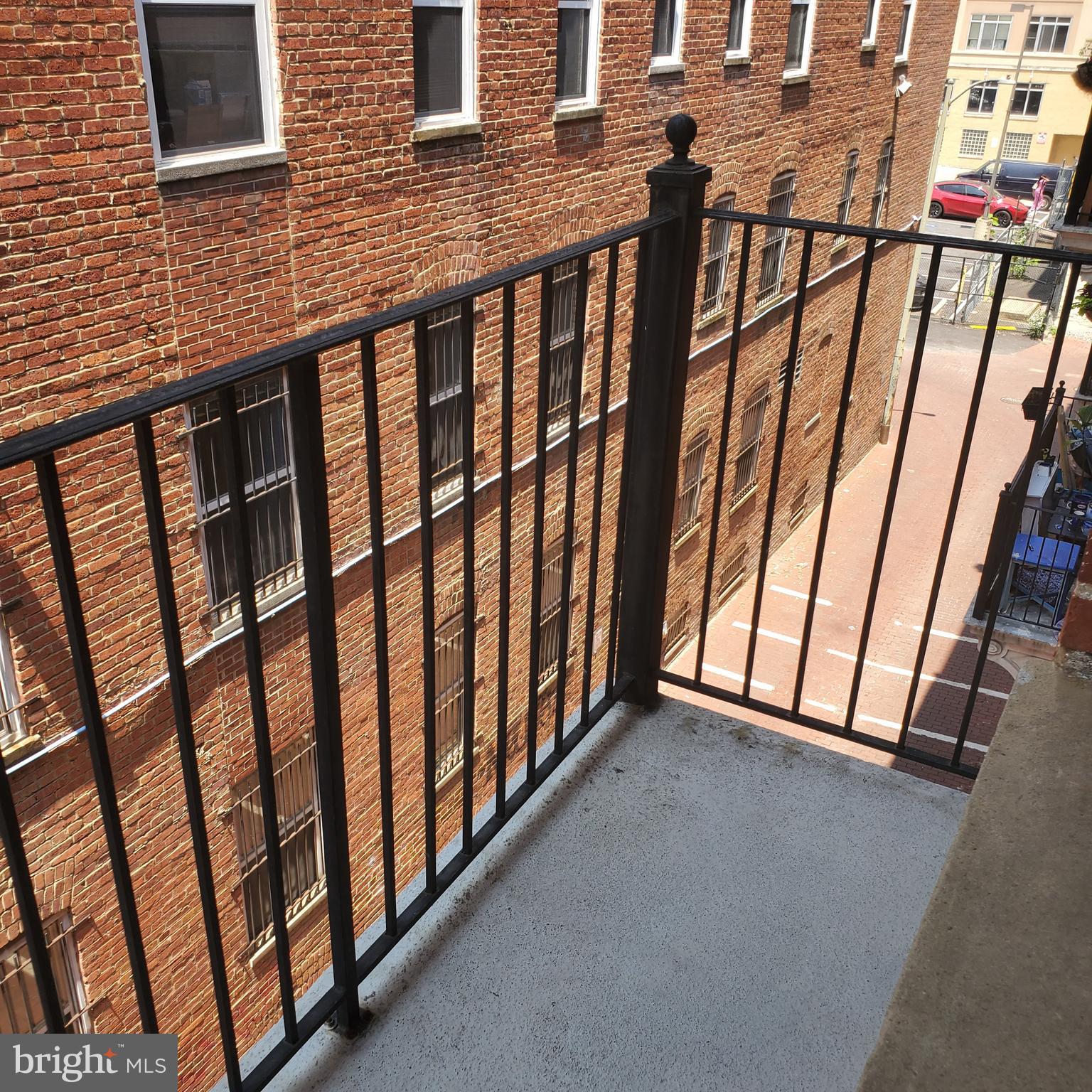 1401 Columbia Road Northwest, Unit 307 Washington, DC 20009 - Photo 30 of 45