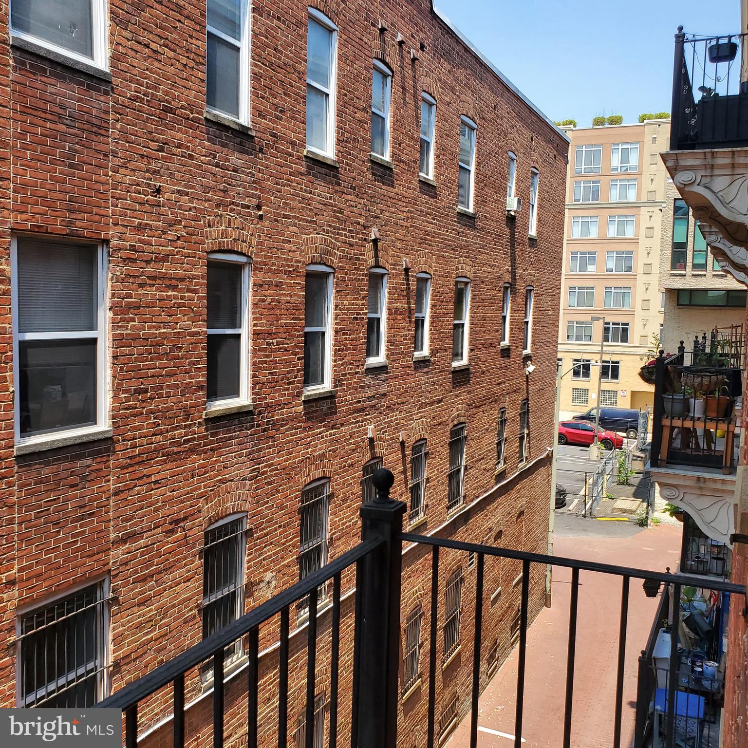 1401 Columbia Road Northwest, Unit 307 Washington, DC 20009 - Photo 33 of 45