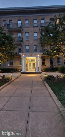 $355,000 | 1401 Columbia Road Northwest, Unit 307, Washington, DC 20009