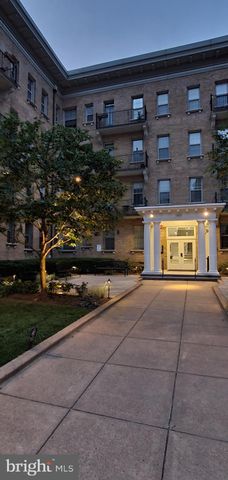$355,000 | 1401 Columbia Road Northwest, Unit 307, Washington, DC 20009
