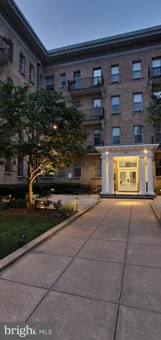 $355,000 | 1401 Columbia Road Northwest, Unit 307, Washington, DC 20009