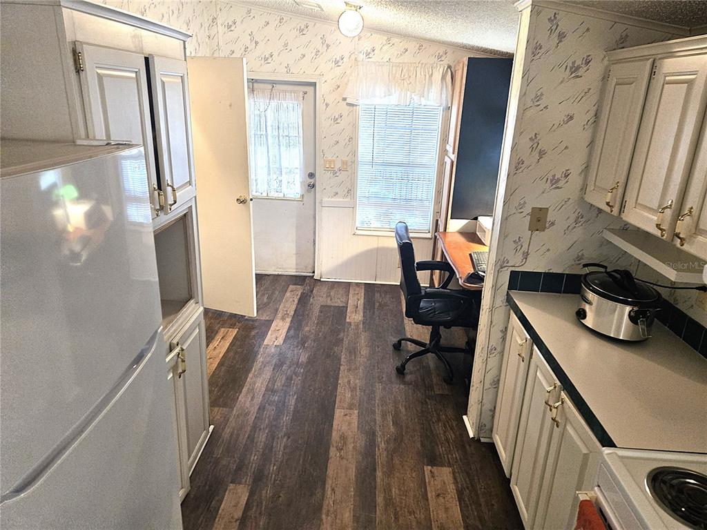 2121 Southeast 170th Avenue Road Silver Springs, FL 34488 - Photo 7 of 23