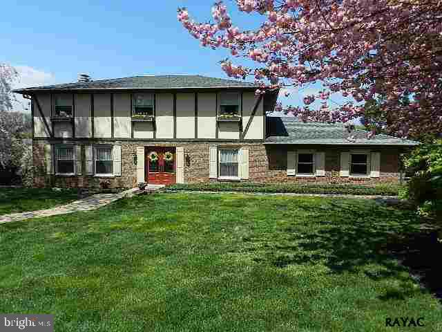 2216 Sutton Road York, PA 17403 - Photo 1 of 30 Gallery Image 1