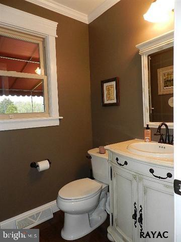 2216 Sutton Road York, PA 17403 - Photo 30 of 30 Gallery Image 30
