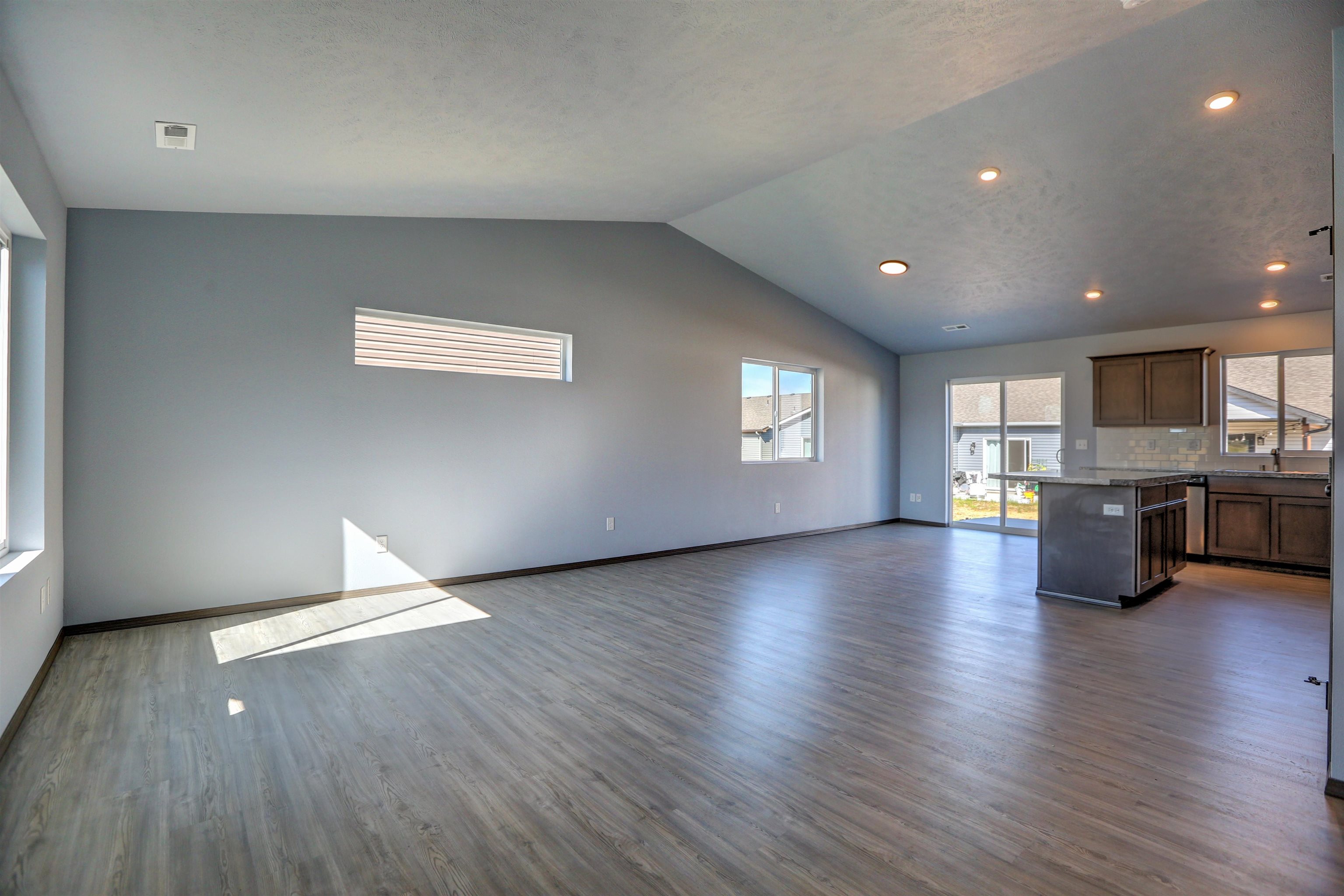 10408 West Lingonberry Road Cheney, WA 99004 - Photo 5 of 22