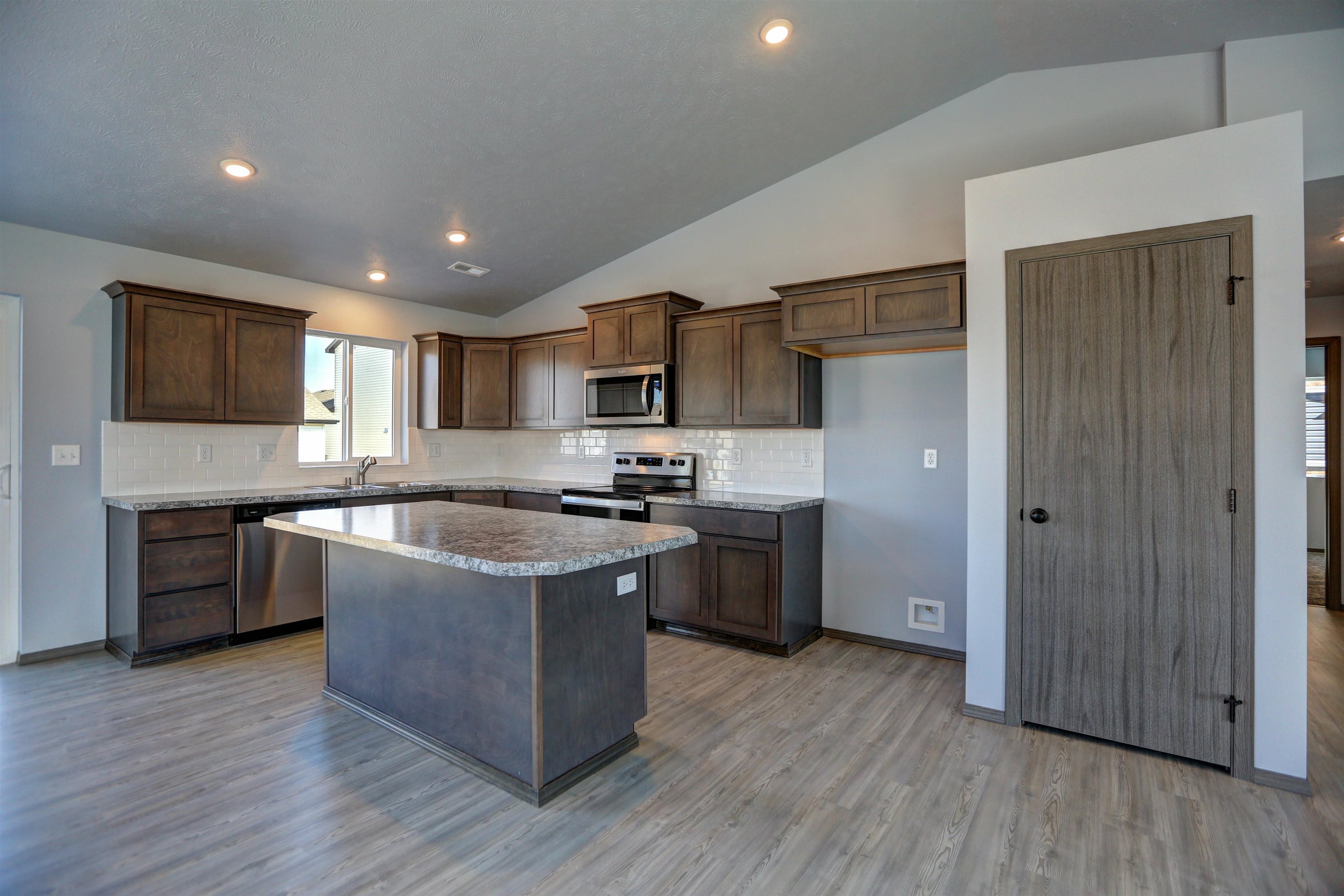 10408 West Lingonberry Road Cheney, WA 99004 - Photo 8 of 22