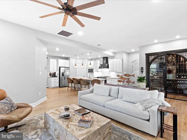 $885,000 | 39133 Crows Nest Lane, Frankford, DE 19945