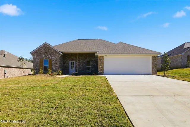 $294,999 | 106 Madisonville Drive, Canton, MS 39046