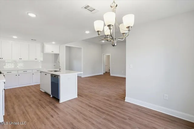 $294,999 | 106 Madisonville Drive, Canton, MS 39046