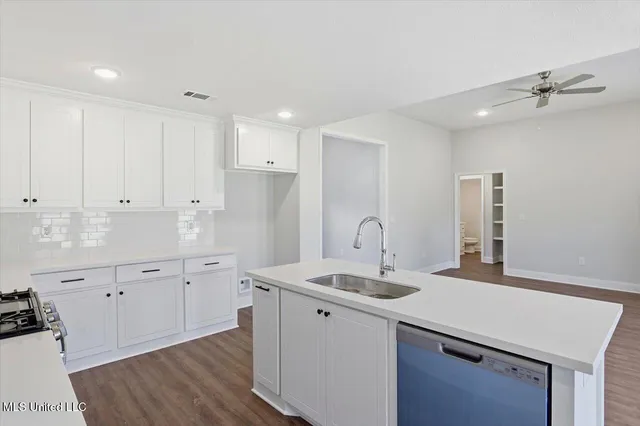 $294,999 | 106 Madisonville Drive, Canton, MS 39046