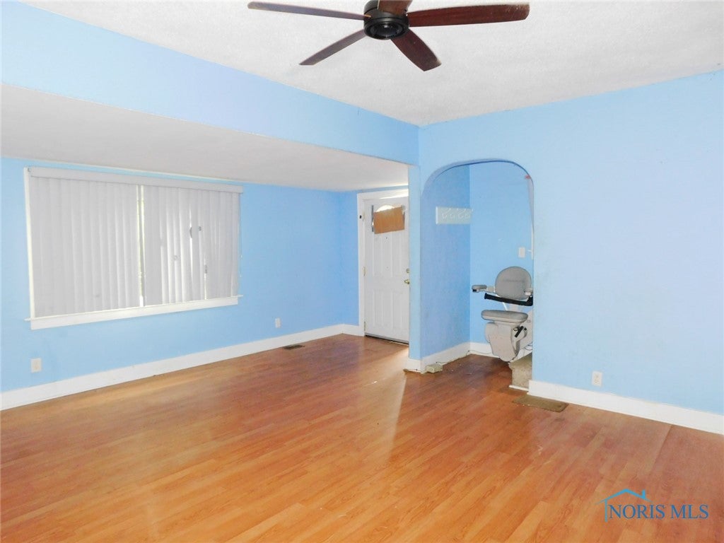 200 Rood Street Northwood, OH 43619 - Photo 3 of 15 Gallery Image 3