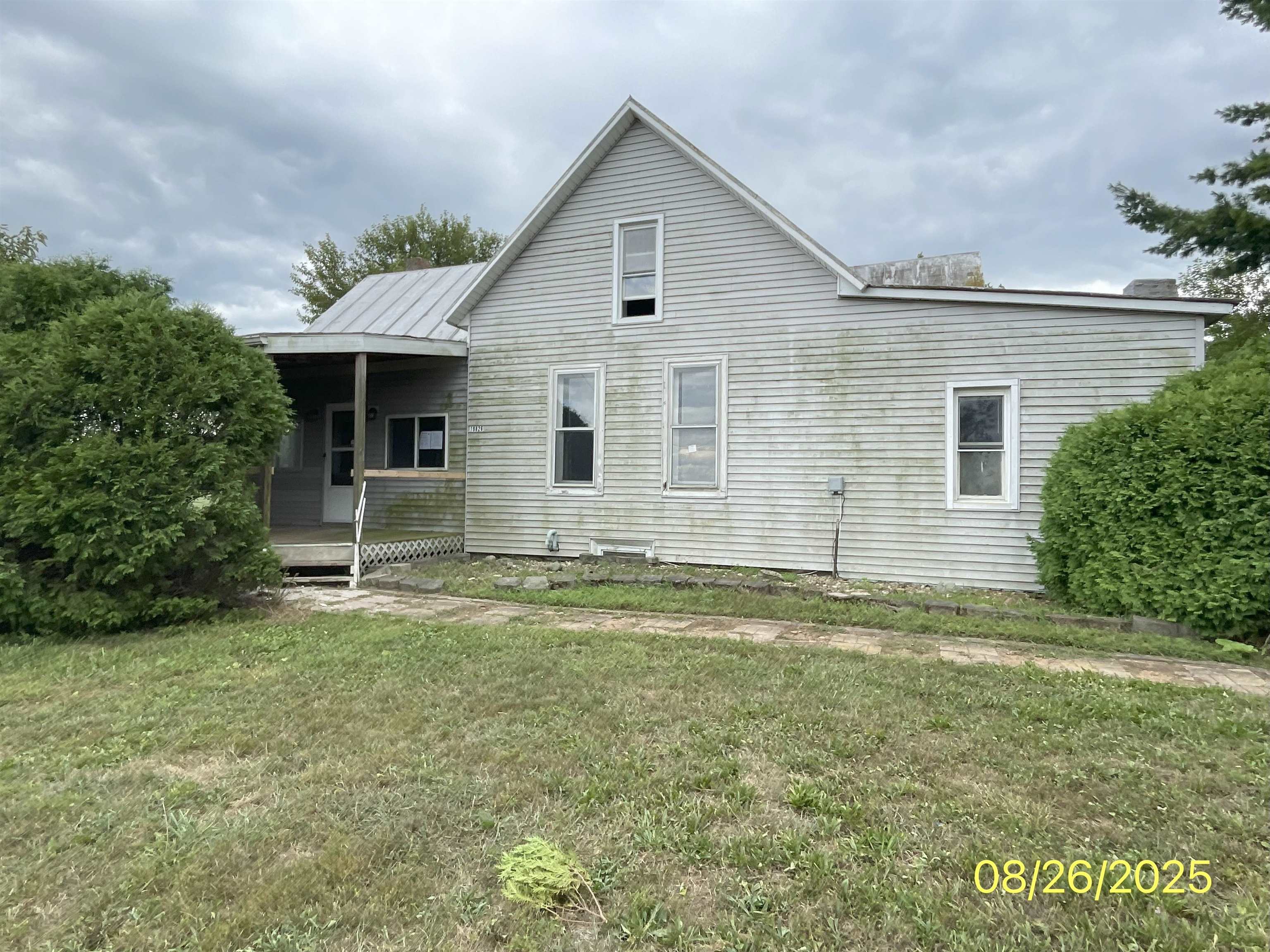 19826 Howe Road Monroeville, IN 46773 - Photo 1 of 11