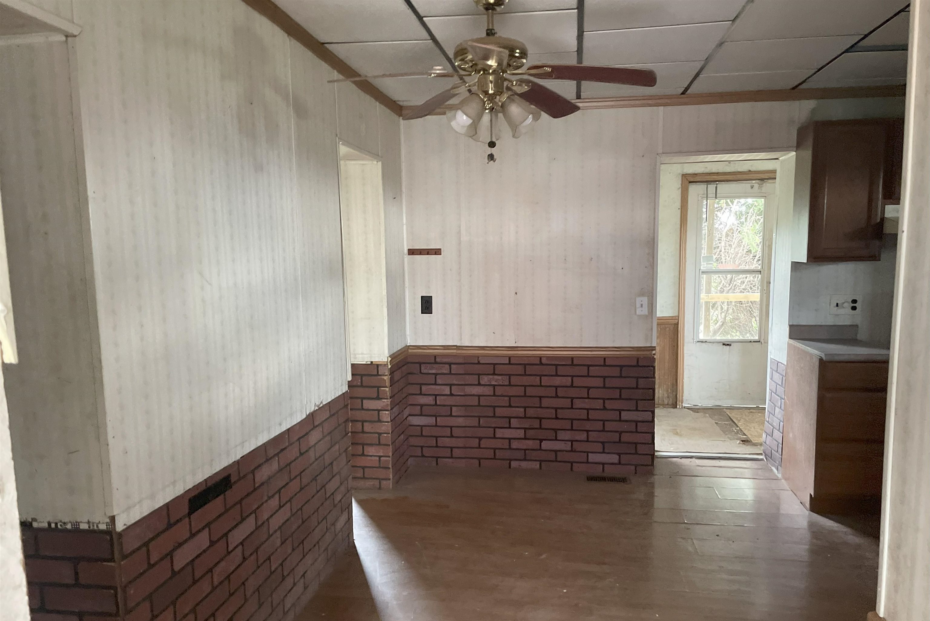 19826 Howe Road Monroeville, IN 46773 - Photo 6 of 11