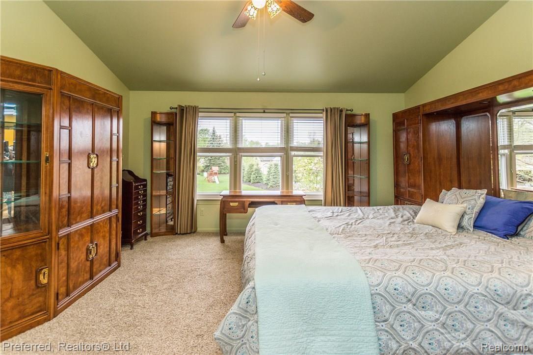 6825 Carlton Road Canton, MI 48187 - Photo 24 of 31 DSC_8914.jpg