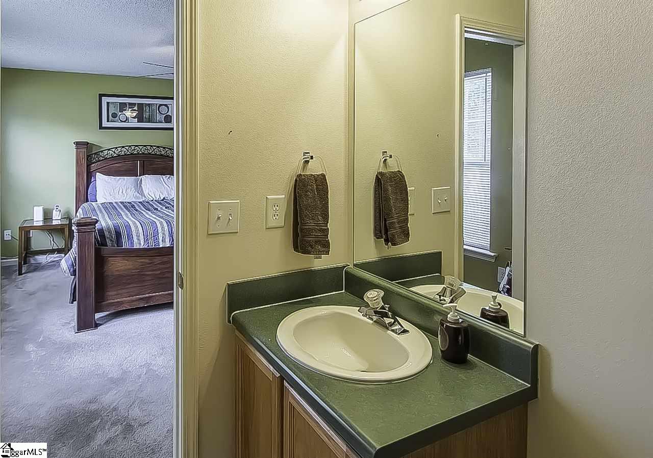 325 Honor Road Duncan, SC 29334 - Photo 14 of 26 Gallery Image 14