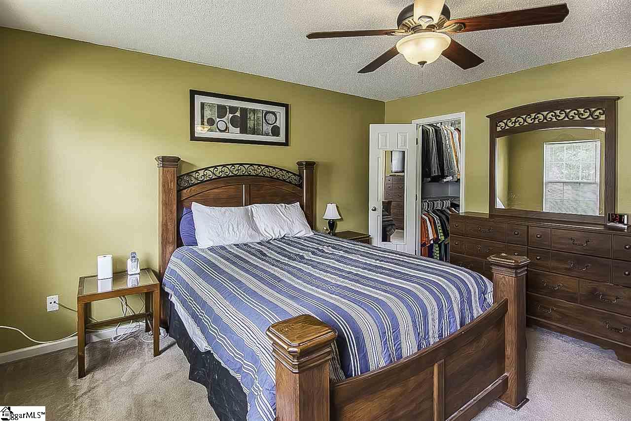 325 Honor Road Duncan, SC 29334 - Photo 4 of 26 Gallery Image 4