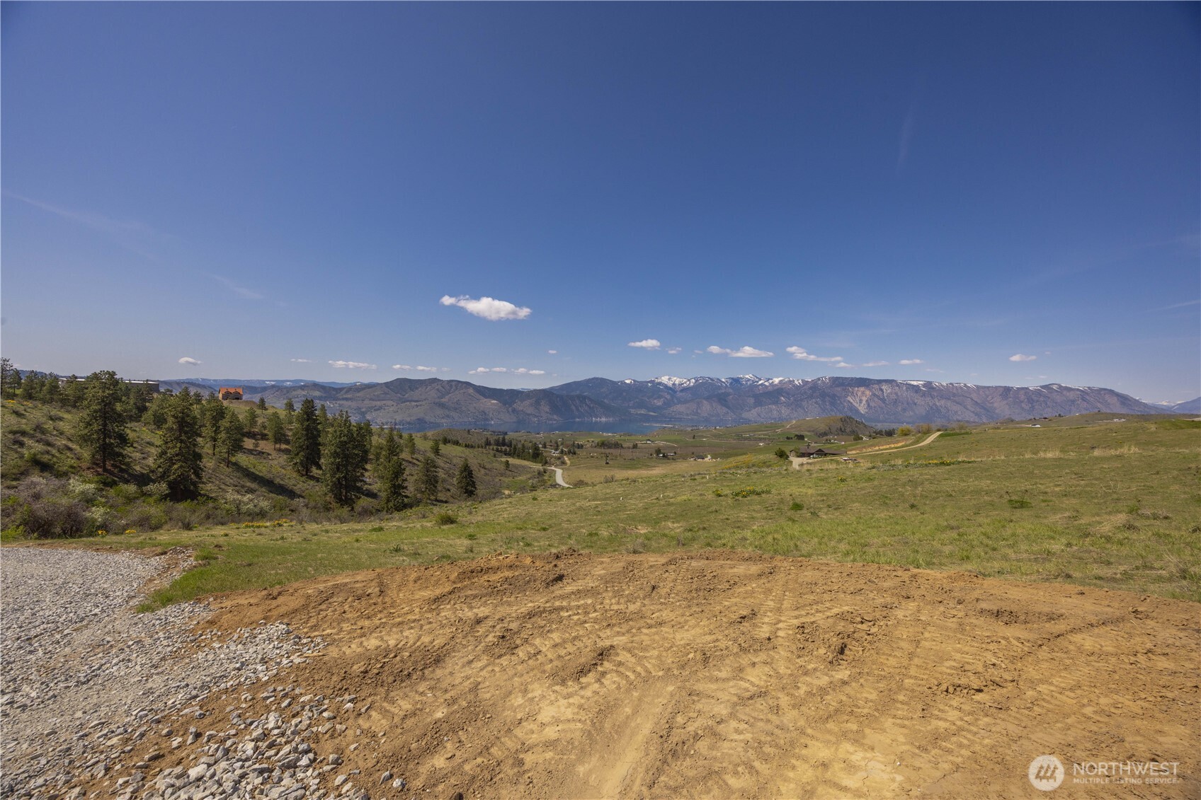 139 Mountain Ridge Lane Chelan, WA 98816 - Photo 11 of 29