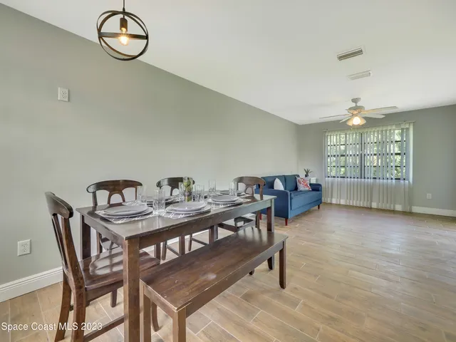 $1,900 | 2056 Little John Road, Melbourne, FL 32935