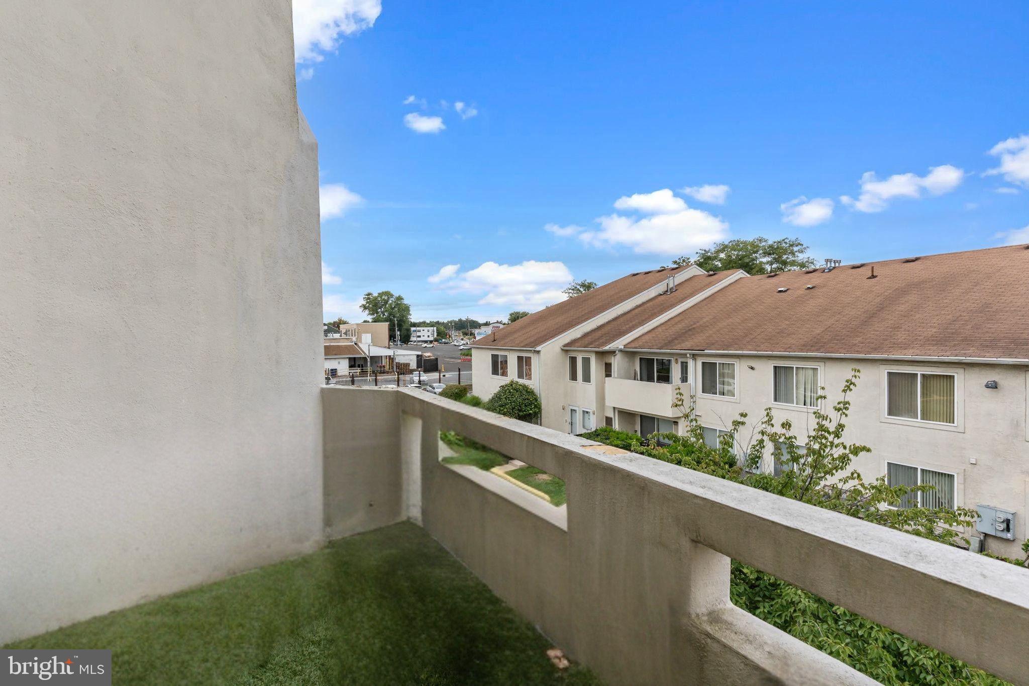 75 Bonnie Gellman Court, Unit D75 Philadelphia, PA 19114 - Photo 24 of 37