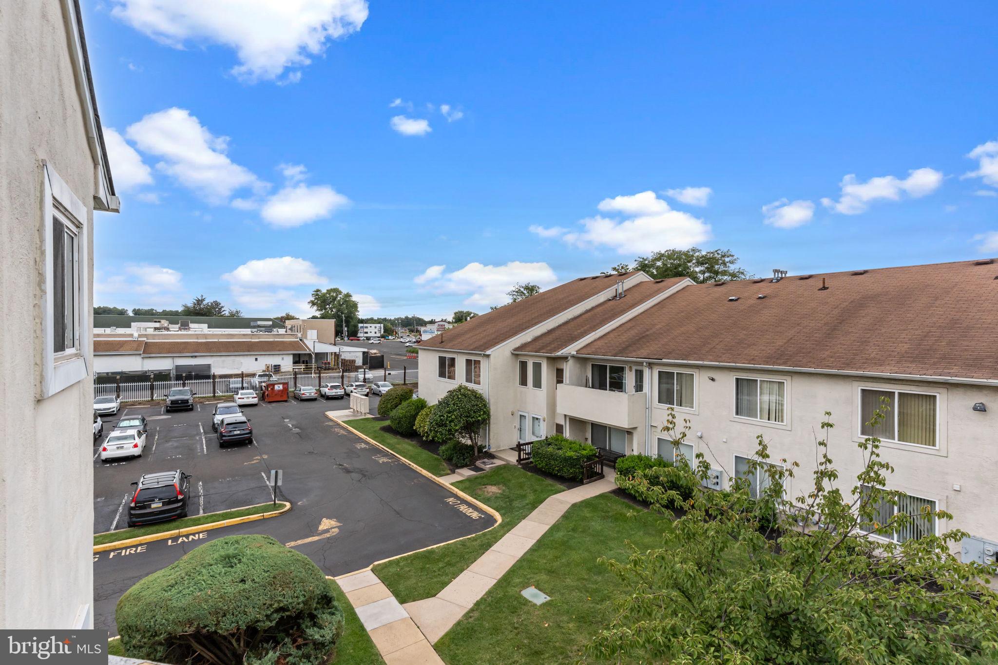 75 Bonnie Gellman Court, Unit D75 Philadelphia, PA 19114 - Photo 25 of 37