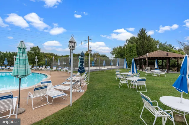 $319,000 | 75 Bonnie Gellman Court, Unit D75, Philadelphia, PA 19114