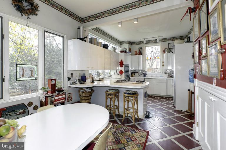 1613 Highland Drive Silver Spring, MD 20910 - Photo 13 of 30 Kitchen