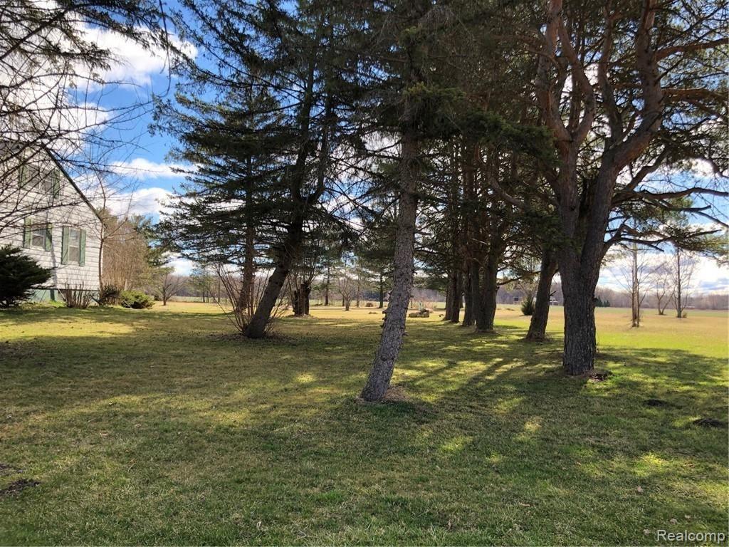 9164 Duffield Road Montrose, MI 48457 - Photo 6 of 32 IMG_5149.jpg