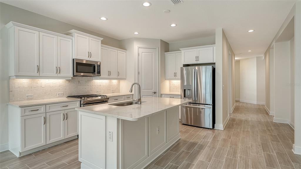 14560 Skipping Stone Loop Parrish, FL 34219 - Photo 2 of 27